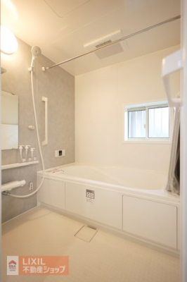 �����@�y�����z���n�����ʐ^�B��ؕ��C�ł��q�l�ƈꏏ�ł��������Ɗ����܂��B�����g�[�����@�����Ă���J�̓��̂����󕨂��������Ƃ��ł��܂��B