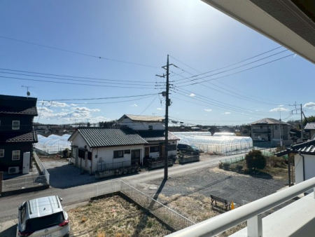 ���̑��@�o���R�j�[����̌i�F�B�\���ȊԊu���m�ۂ���Ă���܂��B