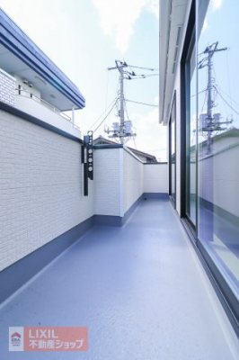 �o���R�j�[�@�y�o���R�j�[�^���n�����ʐ^�z������̃o���R�j�[�œ�������ǍD�ł��B���C�h�X�p���ōL�X�Ƃ��Ă���A������₨�z�c�������̂Ƀs�b�^���ł��B