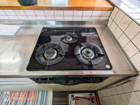 �L�b�`���@�y�L�b�`���^���n�ʐ^�z�R�N�`�̃K�X�R�����ł��B���̂܂܂ł��[���Ɏg�p�ł��܂����AIH�L�b�`���ɕύX���郊�t�H�[���v����������ĉ\�ł��B