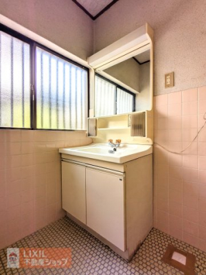 ���ʑ�E���ʏ��@�傫�ȋ����t���Ă��邽�߁A�g�x�x������ۂɑ劈��ł��B���t�H�[���v����������Ă������܂��B