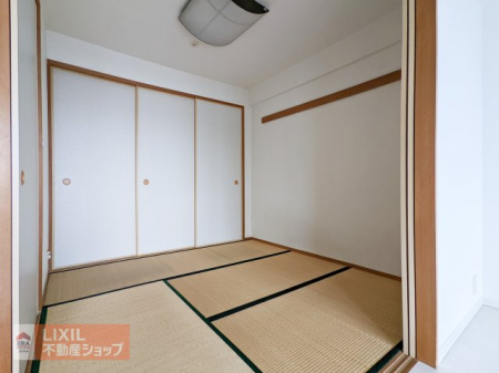 ���̑����ρ@�����̍���ɕ�܂�āB����̔�����₷�A�S���������a�̋�ԁB