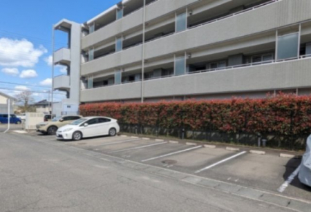 �@�y�~�n�����ԏ�^���n�ʐ^�z�O�ʓ��H���������Ƃ��Ă���A���Ԃ��₷���ł��B