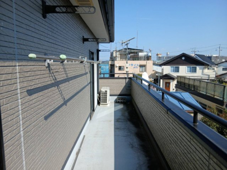 �o���R�j�[�@�y�o���R�j�[�^���n�ʐ^�z������̃o���R�j�[�œ�������ǍD�ł��B���C�h�X�p���ōL�X�Ƃ��Ă���A������₨�z�c�������̂Ƀs�b�^���ł��B