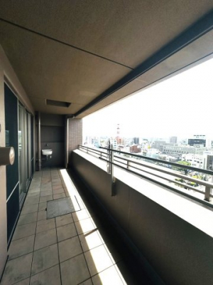 �o���R�j�[�@�L�X�o���R�j�[�B���E���L�����Ă��܂��B