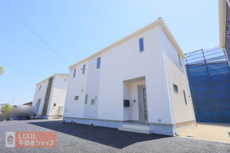 ���n�O�ώʐ^�@�y�O�ρz2�������n�����ʐ^�B�O���̂��Ȃ��f�U�C���̊O�ρB�����̂��ē��E���n�҂����킹�����Ή��v���܂��I