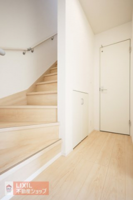 ���̑����ρ@�y�����z���n�����ʐ^�B�K�i�͌��z���ɂ₩�Ŏ肷�������D�w���񂩂炨�q�l�⍂��҂����S�ł��B