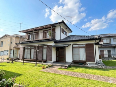 ���n�y�n�ʐ^�@�y���n�ʐ^�z�X�n�n���E���z�����Ȃ��B�{�H�����Ђ̐��񂪂Ȃ��u�Ԏ��̎��R�x�v�������Ƃ������_������܂��B