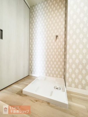 �@������̐��R��ɂ����S�Ȗh���p���ݒu�ρB�K���ւ̔z���ƈ��S����������݌v�B