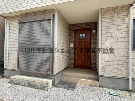 �@�y���փG���g�����X�z�������Ƃ������ցB���s���̂���|�[�`�ŉJ�̓����]�T�������ĊJ���߂ł��Ĉ��S�ł��B