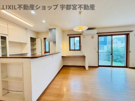 �@�y�_�C�j���O/���n�ʐ^�z�Ƒ��ł��낰��_�C�j���O�ł��B�X�^�f�B�J�E���^�[��J�E���^�[���̎��[�X�y�[�X�Ȃǂ���Ɗ������ݔ�����������B