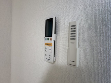 ���̑����ρ@�G�A�R���Ɩ��t���ł��B